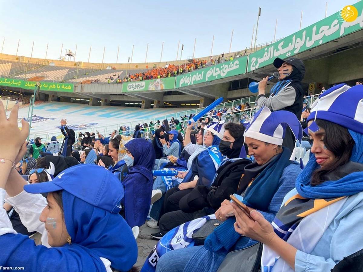 زنان به ورزشگاه اراک میروند