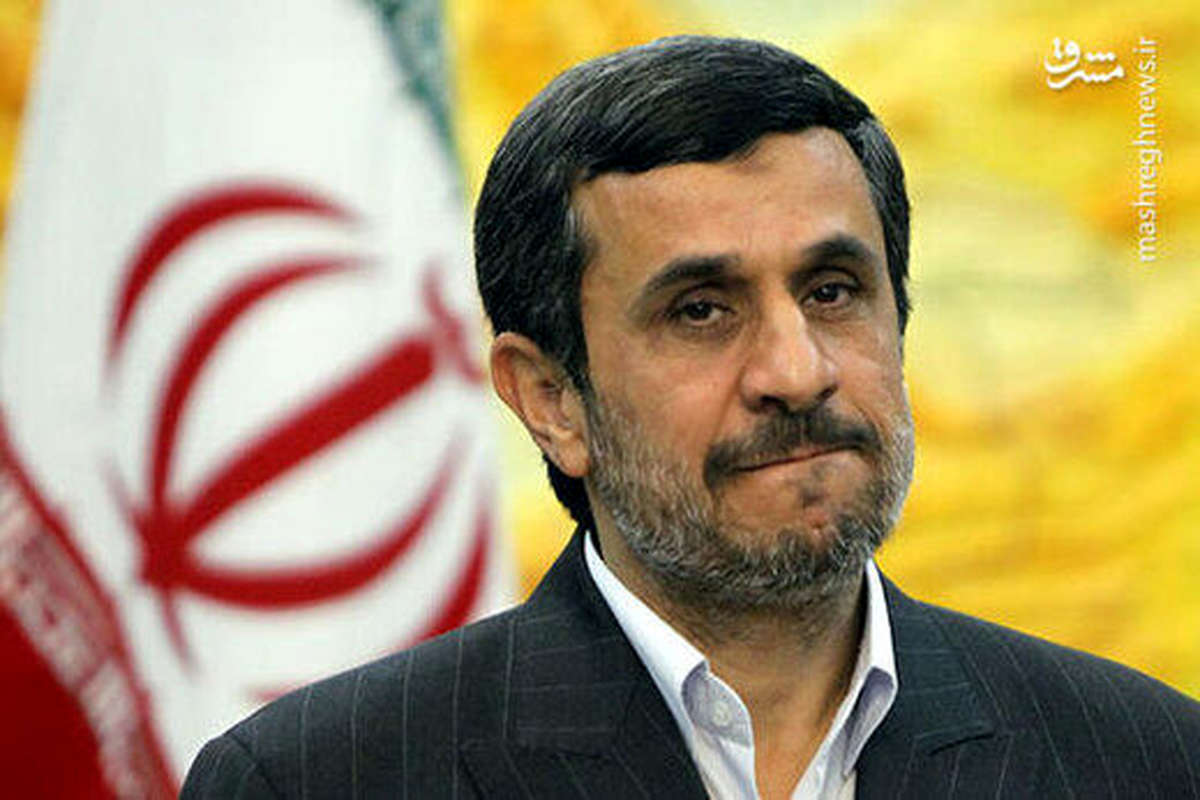 احمدی نژاد رفت تو کار لباس چرم پوشیدن!/ ببینید